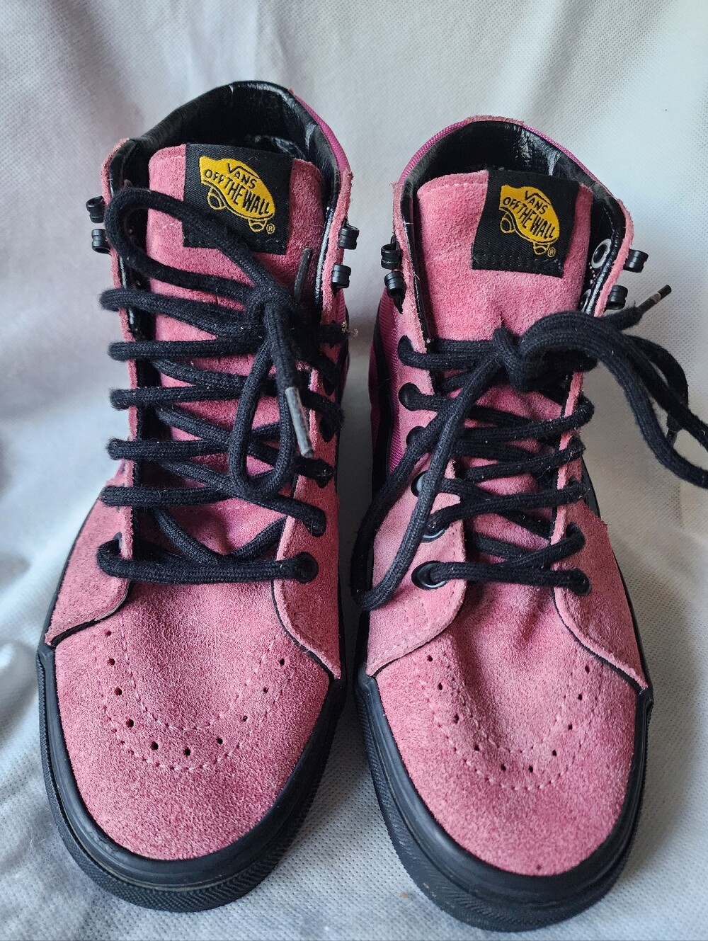Vans Pink Suede High-Top Skateboard  Sneakers with Black Trim Size 8.5